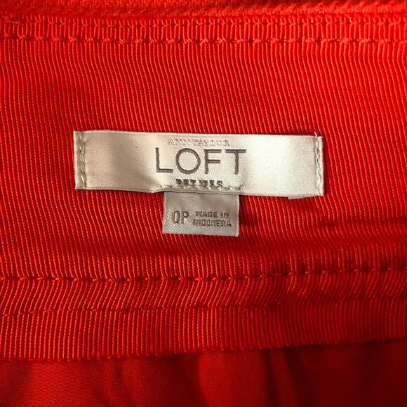 LOFT Split Front Red High Rise Skirt Size 0 Petite - Picture 3 of 7
